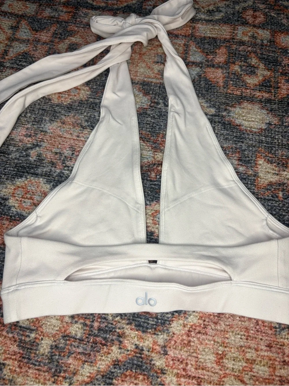 Alo Yoga Alosoft Switch It Up Bra in white criss-cross wrap ties size XS